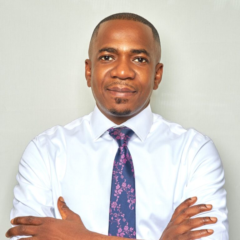 Solomon Ngoladi - article